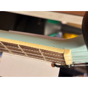 Fender Avalon Tenor Ukulele Daphne blue stock B