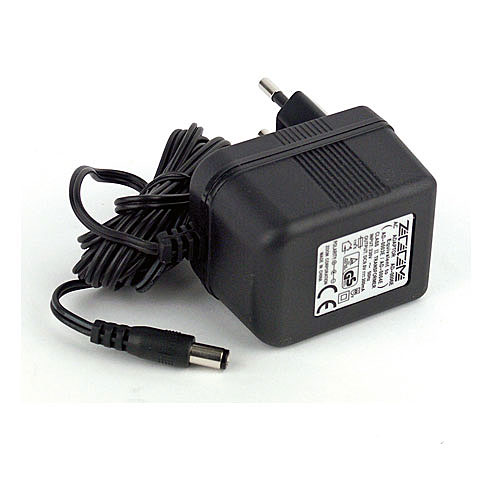 --- DISCONTINUE ---Zoom Alimentation Zoom AD-16