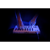 --- DISCONTINUE ---Arturia MiniLab MKII - Clavier 25 notes USB 8 pads