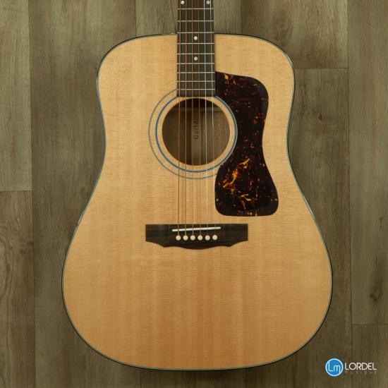 Guitare folk Guild D40 natural