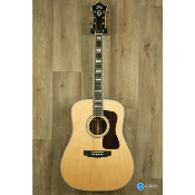 GUILD D-55E NAT avec etui