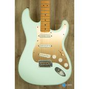 --- DISCONTINUE ---Guitare électrique Squier Stratocaster 40th anniversary vintage edition Sonic Blue