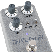 Pédale d'effet guitare Fender Hammertone Space delay