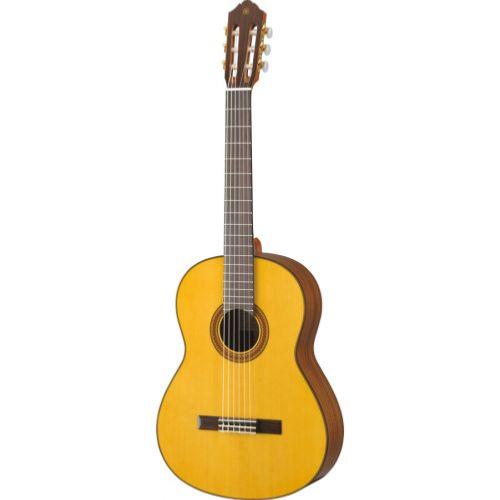 --- DISCONTINUE ---guitare classique Yamaha CG162S Table épicéa
