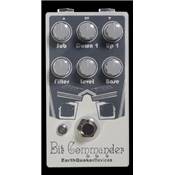 --- DISCONTINUE ---EarthQuaker Devices BIT COMMANDER OCTAVE SYNTH