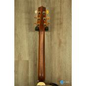 --- DISCONTINUE ---Takamine EN10C - guitare électro-acoustique Natural serie