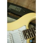 Guitare électrique PRS SE Silver Sky moon white