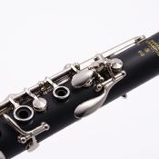 Buffet Crampon B12 - Clarinette Sib d'étude en résine, clétage nickelé, étui sac à dos