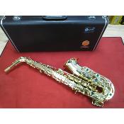 --- DISCONTINUE ---saxophone alto Yamaha YAS32 avec étui - OCCASION en très BON état